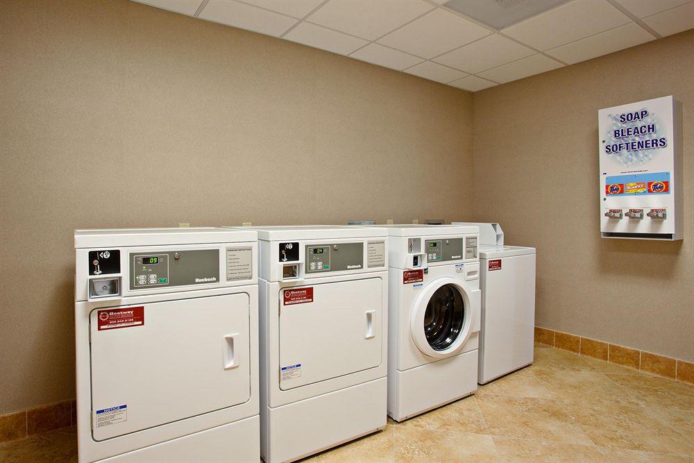 Holiday Inn Express Hotel & Suites Twentynine Palms By Ihg Facilities photo