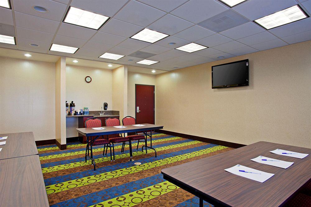 Holiday Inn Express Hotel & Suites Twentynine Palms By Ihg Facilities photo