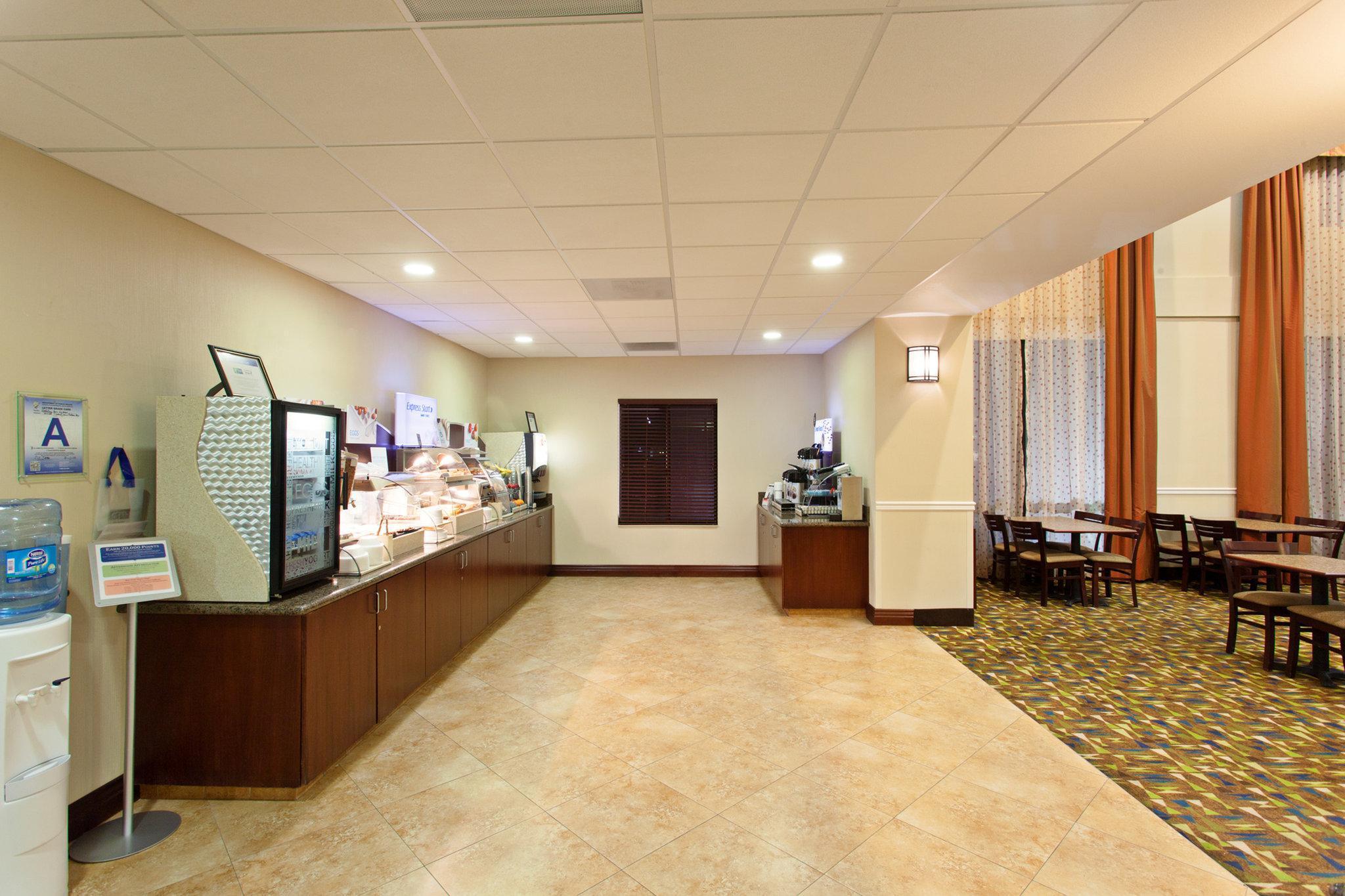 Holiday Inn Express Hotel & Suites Twentynine Palms By Ihg Exterior photo