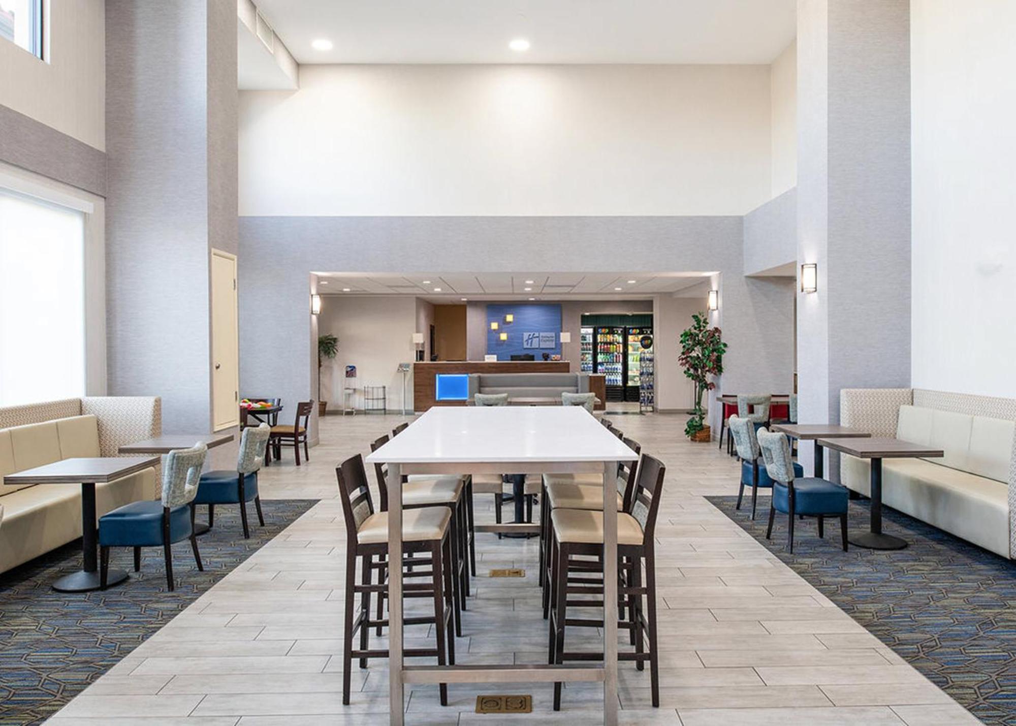 Holiday Inn Express Hotel & Suites Twentynine Palms By Ihg Exterior photo